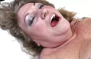 XXX Guera tetona .. en bikini phim xxx hàn